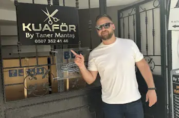 Megastar hairdresser