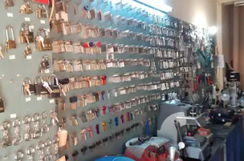 Fethiye Kerem Anahtarcı - Acil Oto Çilingir - Elektronik Anahtar