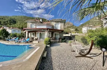 Stunning Villa Sana Perfect Condition, Private 100m2 Pool 1000m2 Garden WIFI