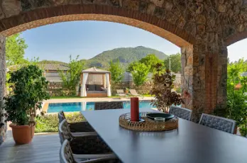 Bu Villa Senin