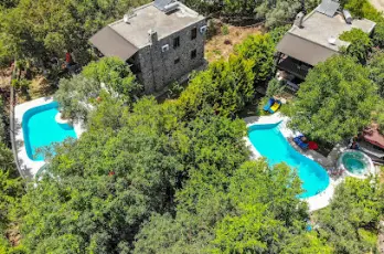 Villa Almond