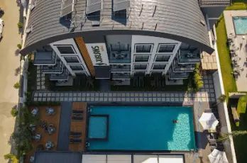 Juglans Suites Apart Hotel