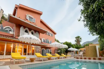 Yonca Anjelika Hotel (12+)