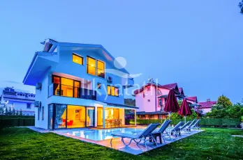 Villa Lila 2