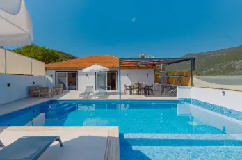 Villa Adalya İkizce